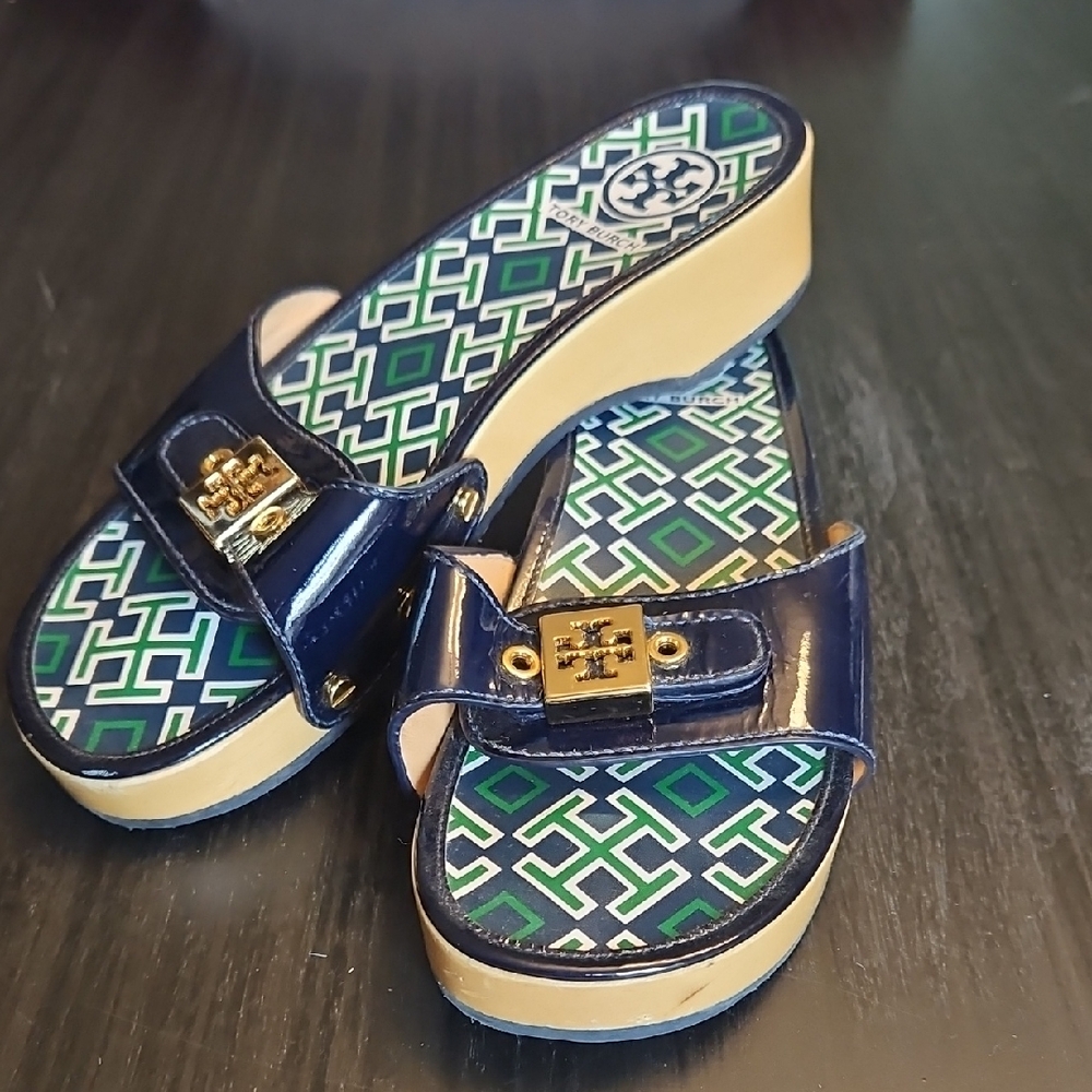 Tory Burch Navy Patent Logo Platform Sandals